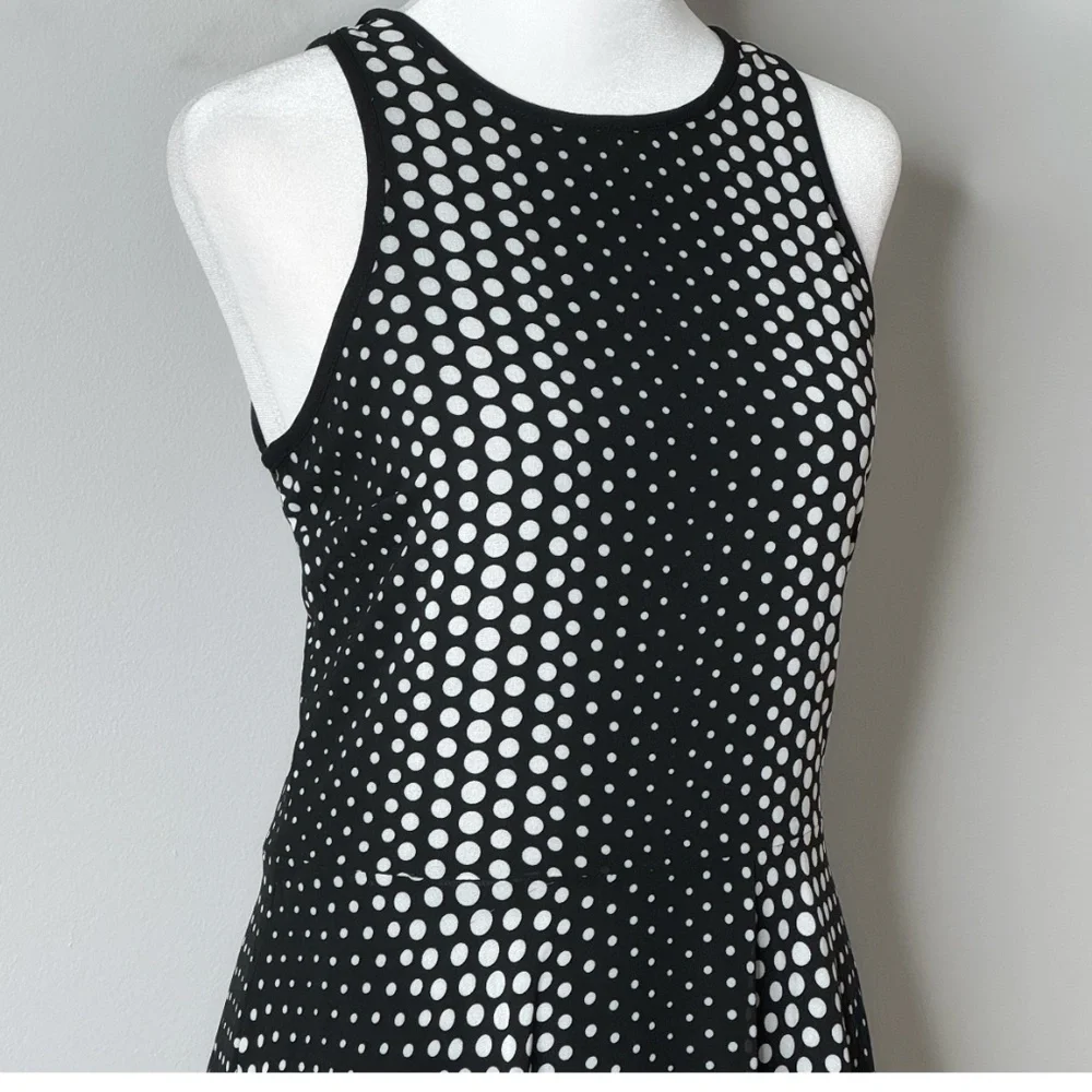 Michael Kors Georgette Dress Handkerchief Hem Black White Ombre Dot Print Size 2